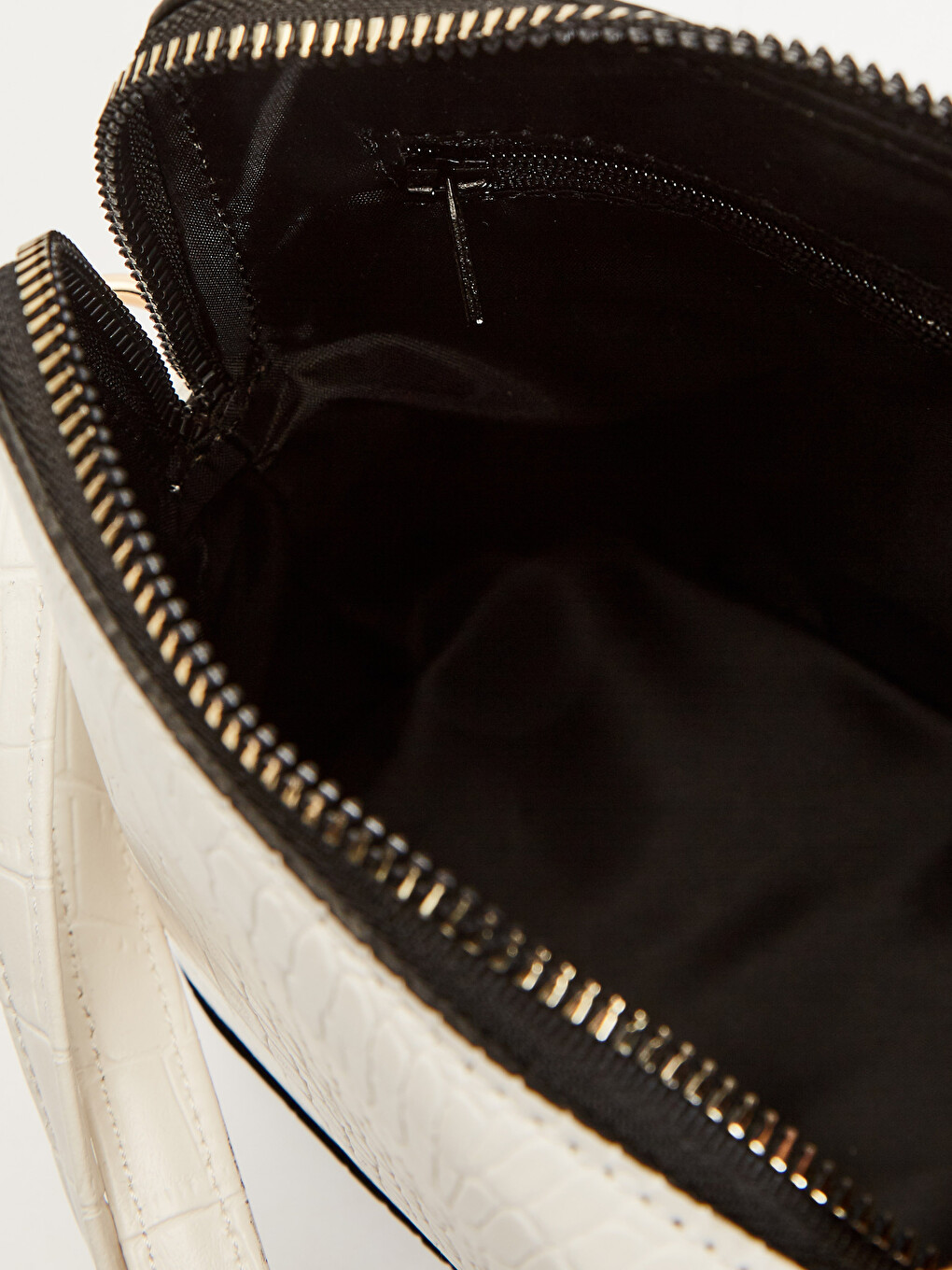 Croco Patterned Cross Bag-2