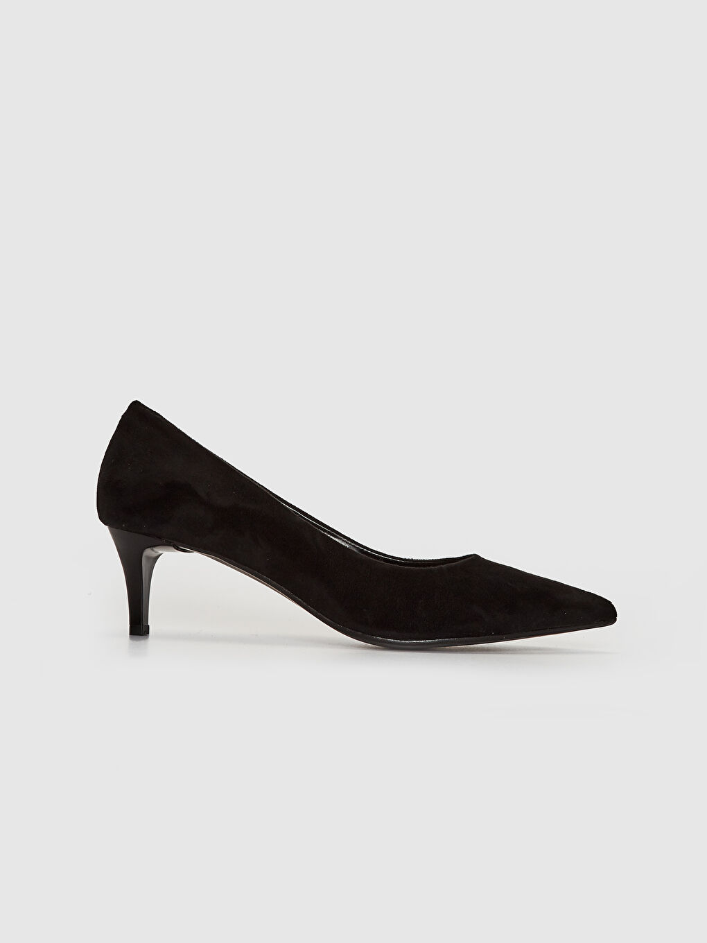 ქალი შავი მაღალ ქუსლიანი ფეხსაცმელი