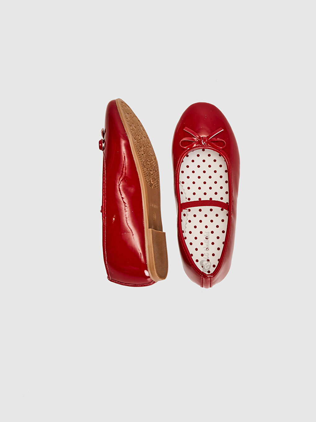 Kırmızı Fiyonk Detaylı Rugan Kız Çocuk Babet-1