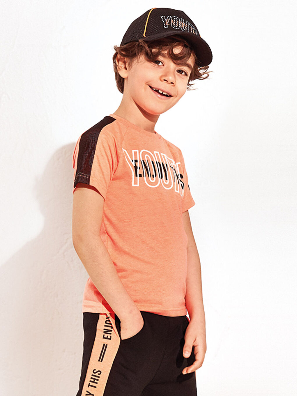 Turuncu Bisiklet Yaka Baskılı Kısa Kollu Erkek Çocuk Tişört