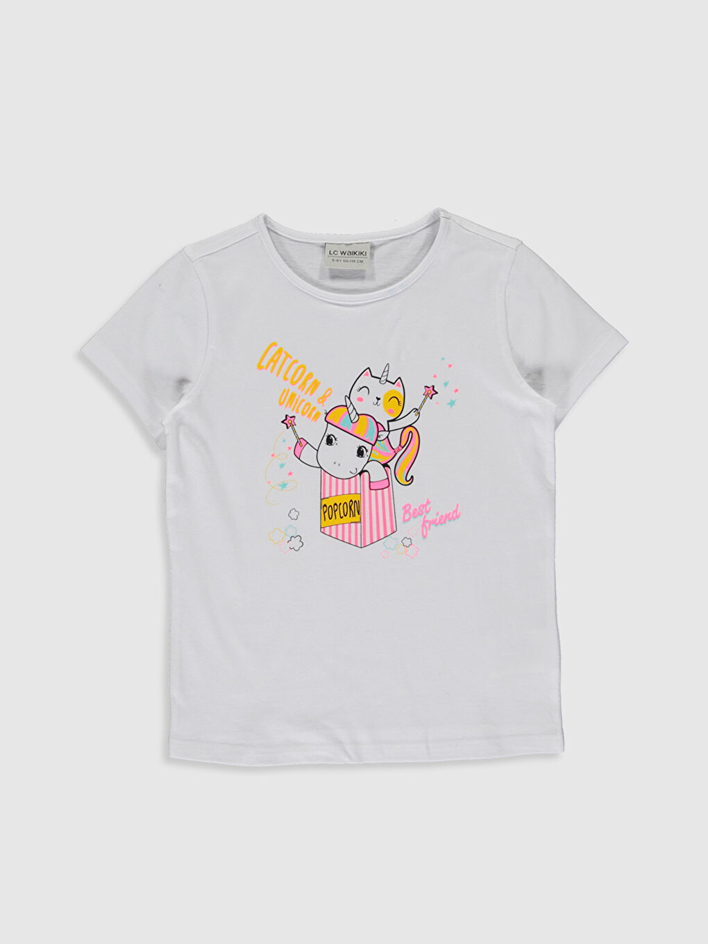 تي شيرت أبيض فتاة