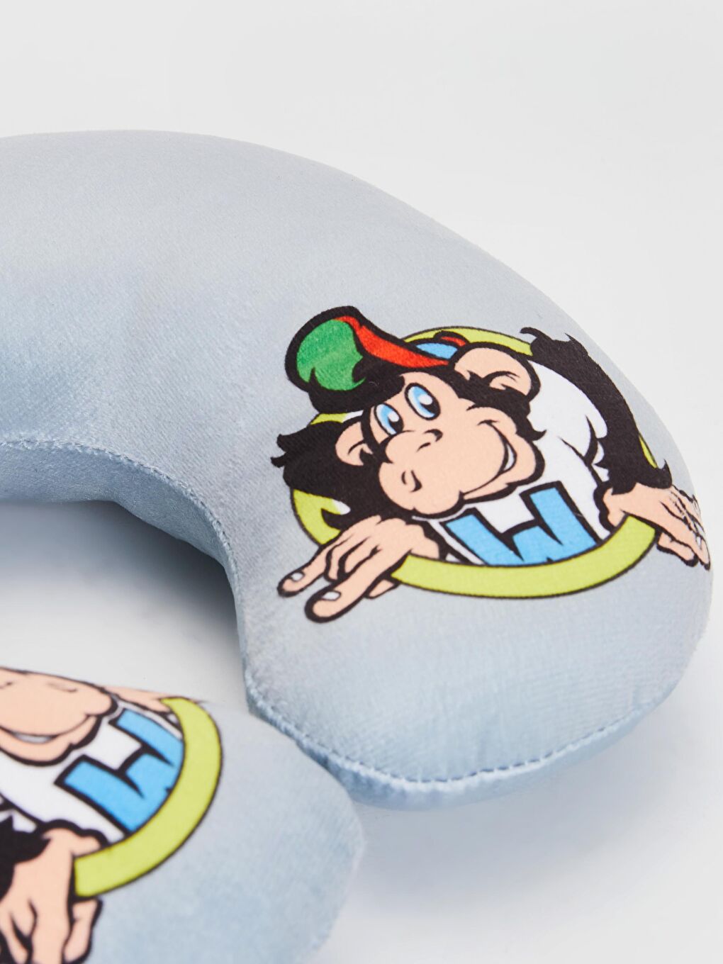 Gri Erkek Çocuk Maymun Baskılı Seyahat Yastığı-1