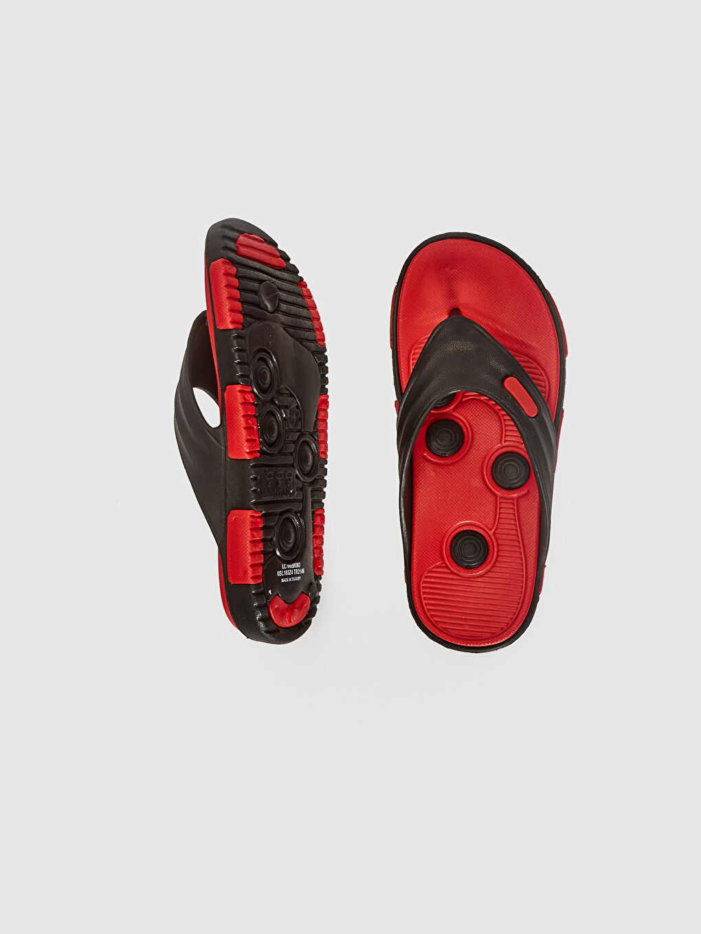 Kırmızı Erkek Çocuk Parmak Arası Plaj Terliği-1