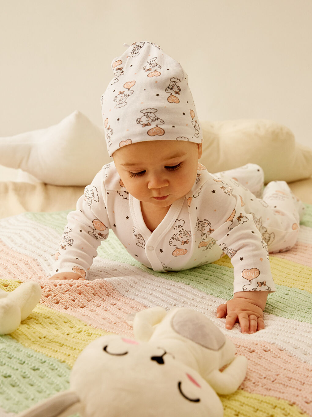 V Neck Long Sleeve Printed Baby Girl Jumpsuit 2 Pieces