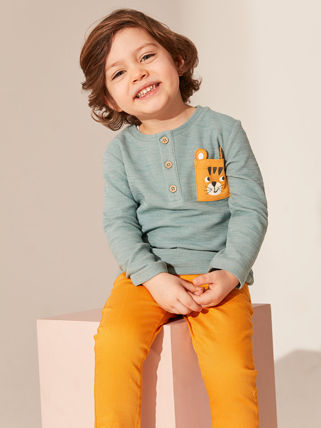 Yeşil Bisiklet Yaka Kısa Kollu Erkek Bebek Tişört