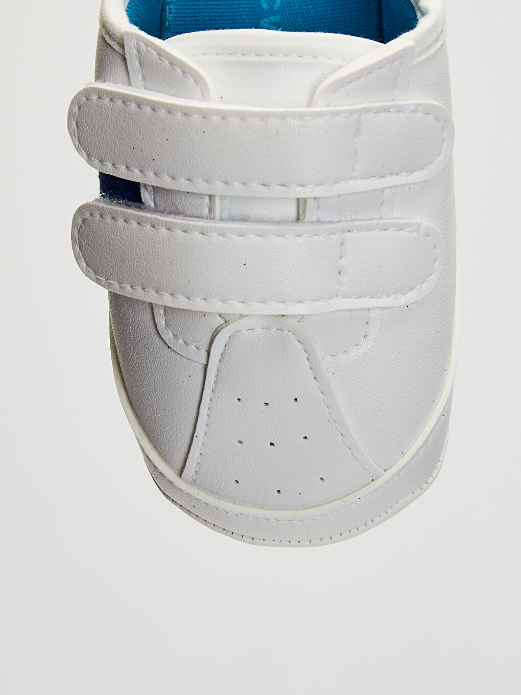 Beyaz Erkek Bebek Cırt Cırtlı Yürüme Öncesi Ayakkabı-4