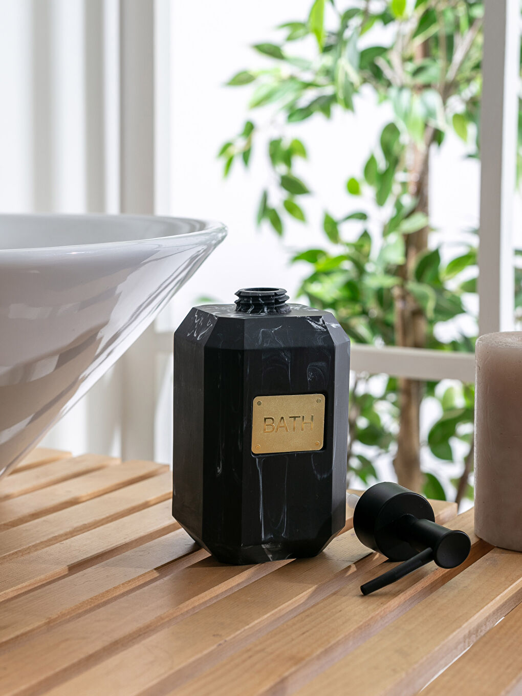 موزع الصابون السائل-1