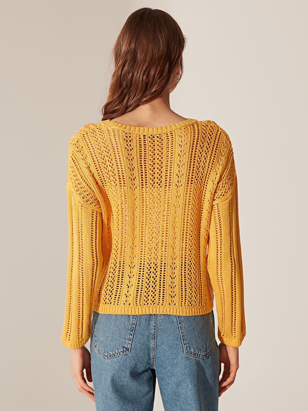 Свитер Женский Трикотажный С Круглым Вырезом, Стандартного Кроя, С Длинным Рукавом И Отверстиями-3