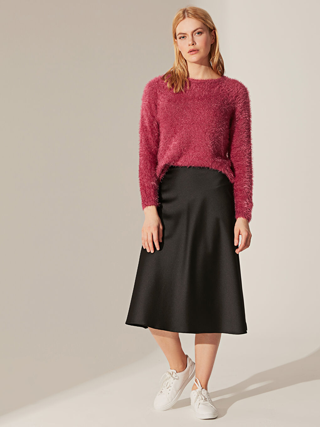 Свитер Женский Трикотажный С Круглым Вырезом И Длинными Рукавами Стандартного Кроя-1