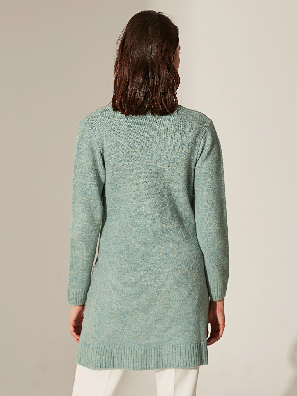 Γυναικεία Πλεκτή Ζακέτα με Λαιμόκοψη V και Μακριά Μανίκια-2