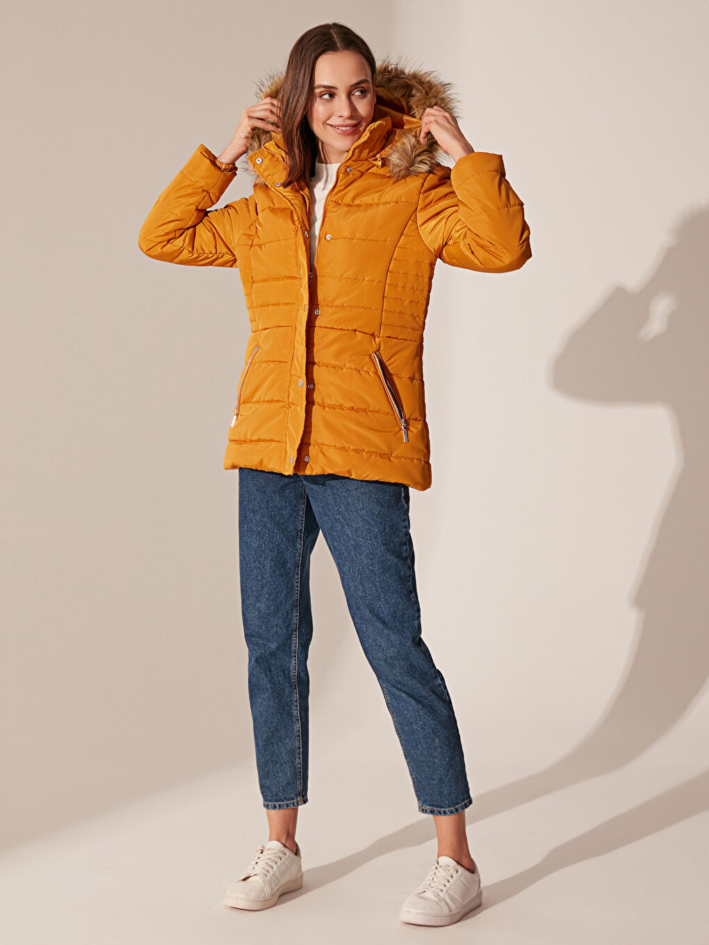 Women's Down Jacket With Hooded Long Sleeve-3