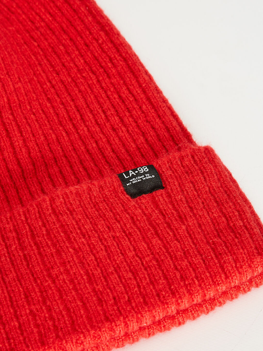 Женская трикотажная шапка-3