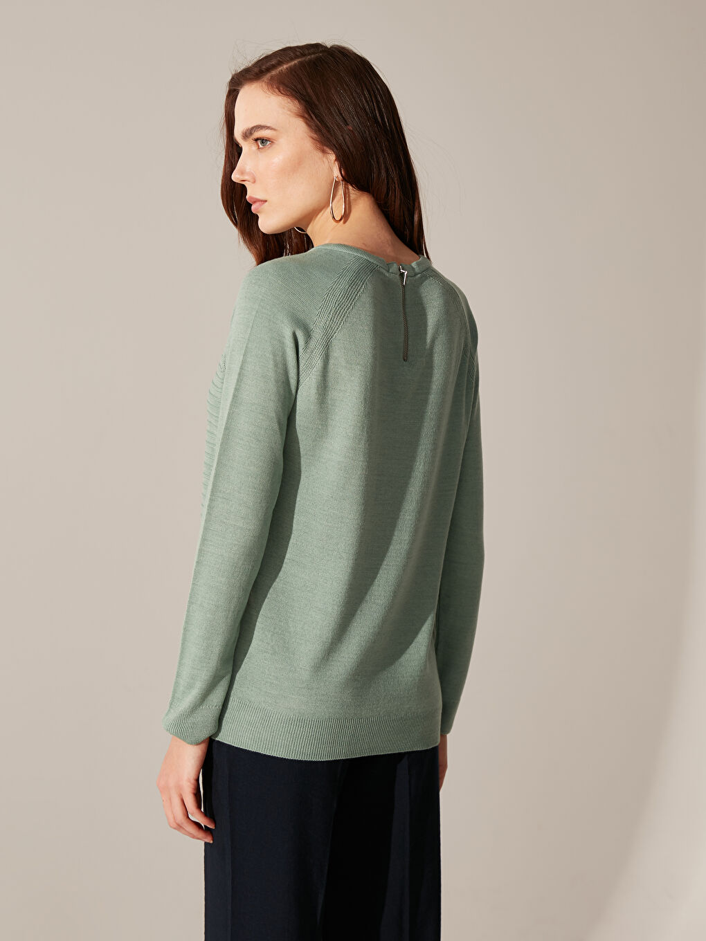 Женщины Зелёный Свитер-5