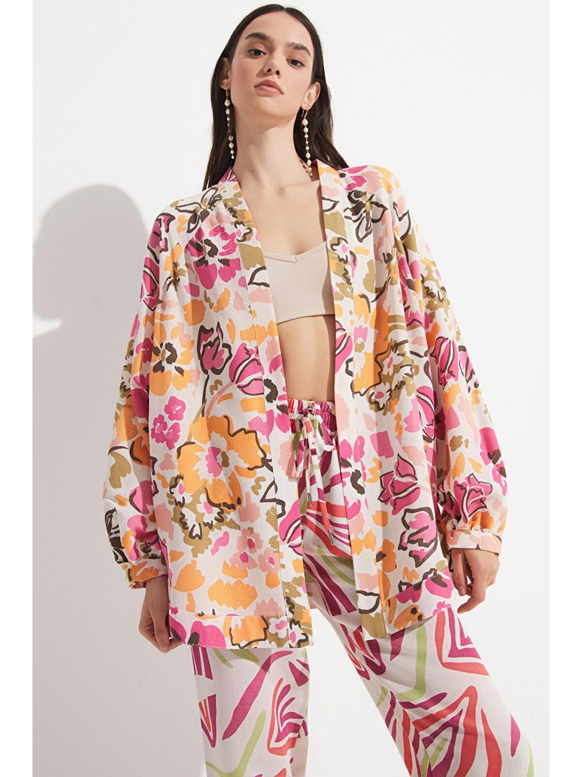 June Fuşya Kadın Exclusive Çiçek Desenli Keten Karışımlı Kimono