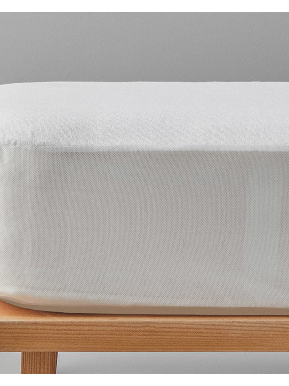 English Home Comfort Pamuklu Sıvı Geçirmez Çift Kişilik Yatak Koruyucu Alez Beyaz