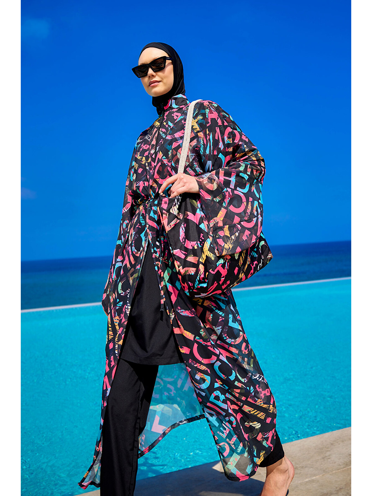 Riva Mera Siyah Renkli Desenli İpeksi Kimono Kaftan RP2507