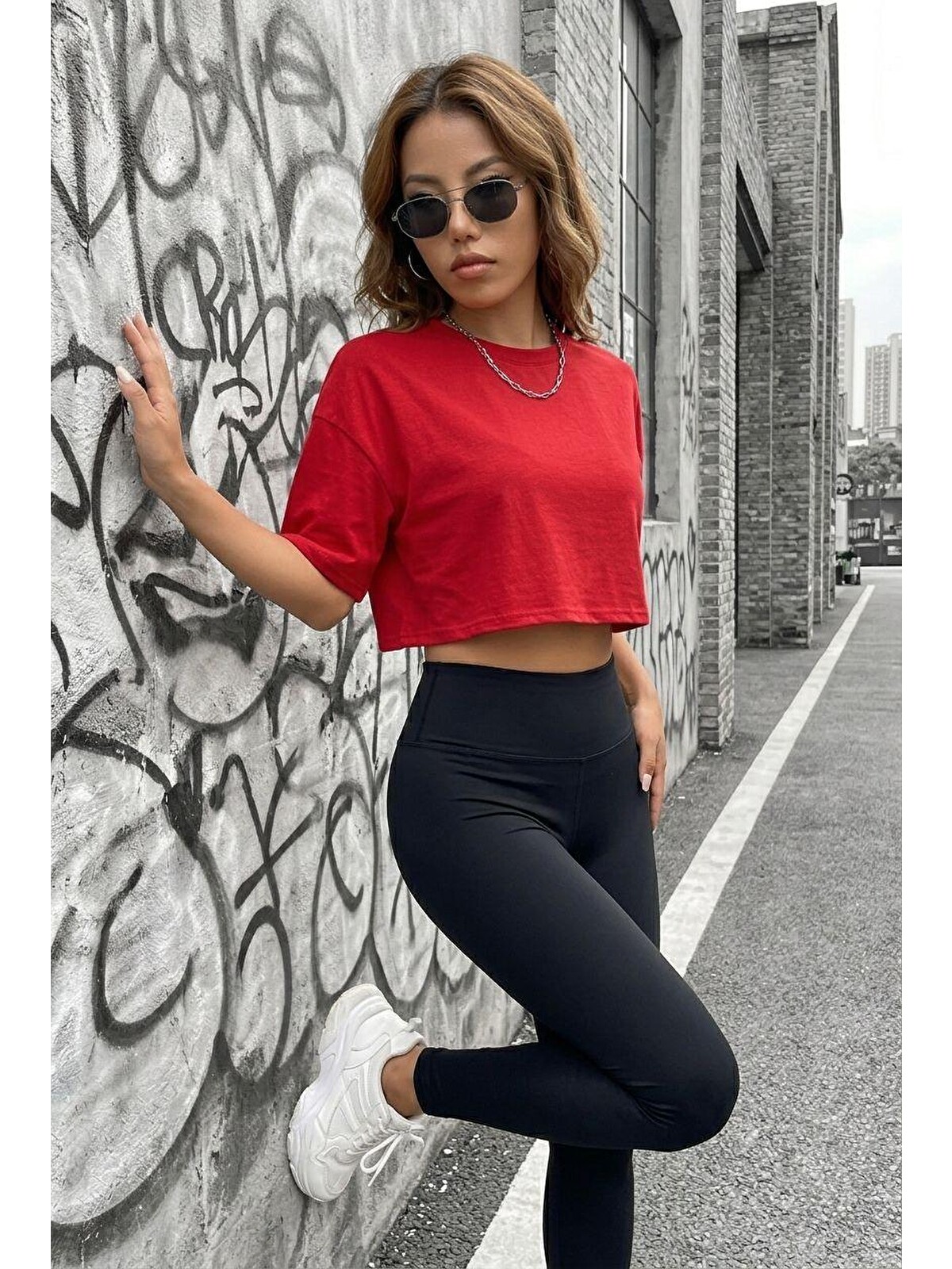 Oksit Kırmızı Cezyy Bisiklet Yaka Basic Oversize Crop Tişört