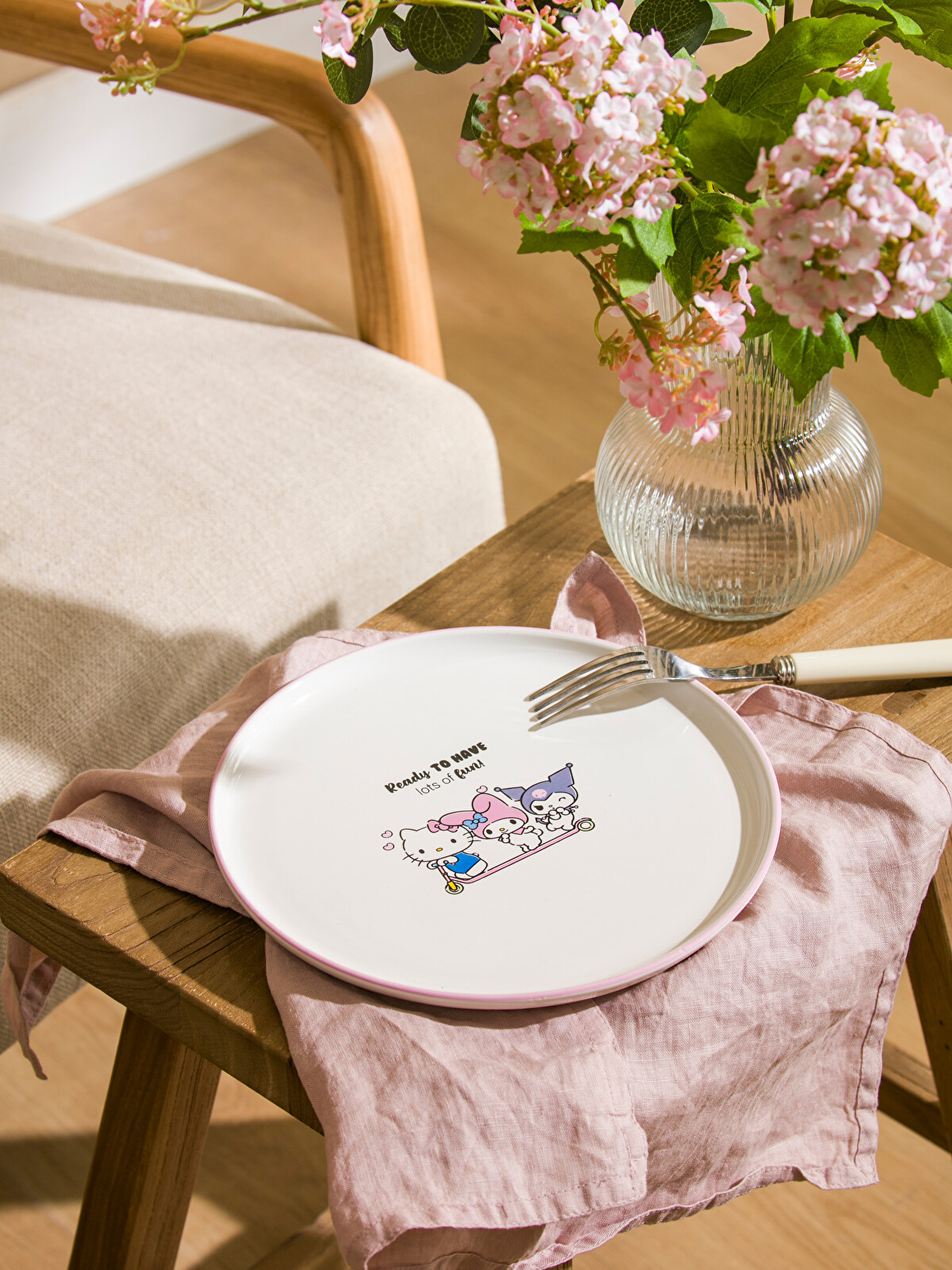 LCW HOME Hello Kitty Baskılı Seramik Pasta Tabağı 22 cm - S5NM98Z8