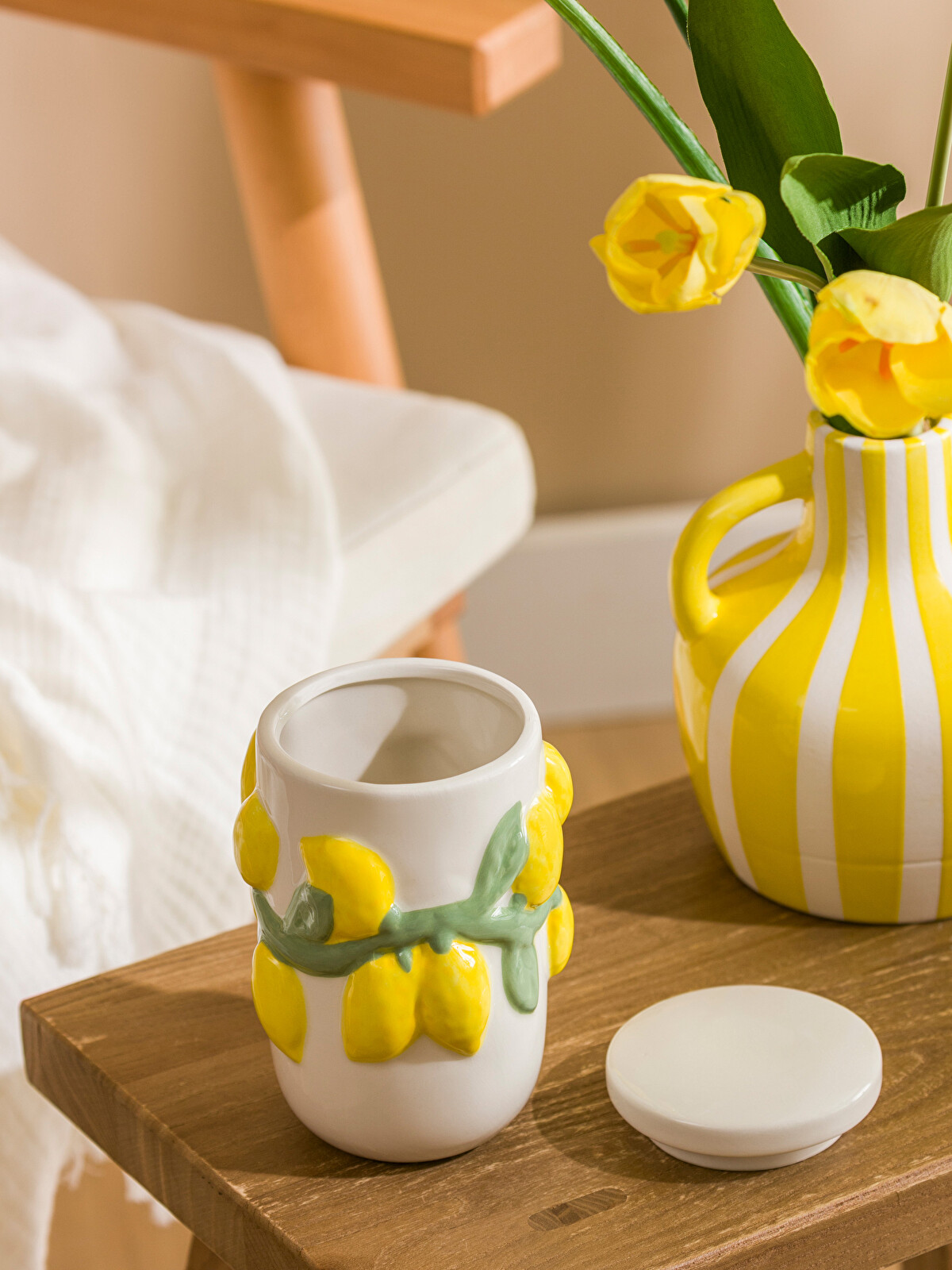 LCW HOME Karışık Limon Figürlü Seramik Saklama Kabı 15 Cm