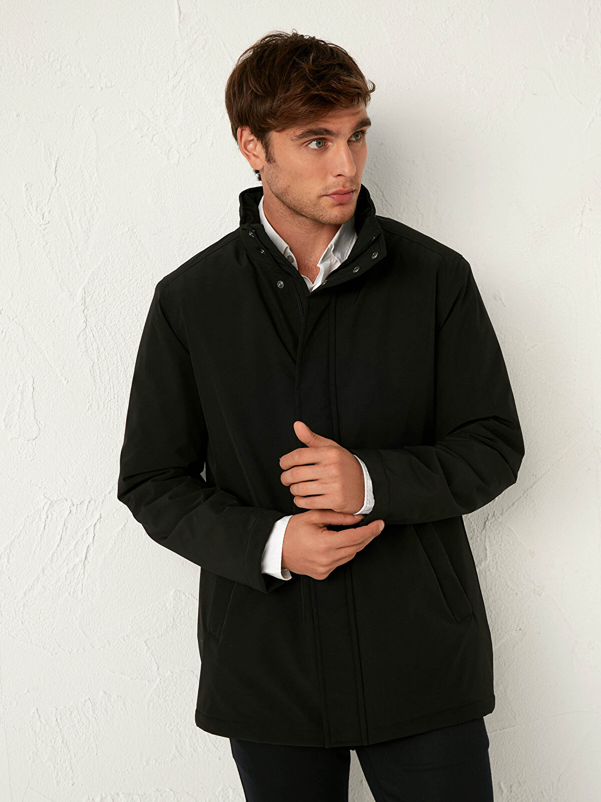 LCWAIKIKI Classic Standard Pattern Vertical Collar Thick Men's