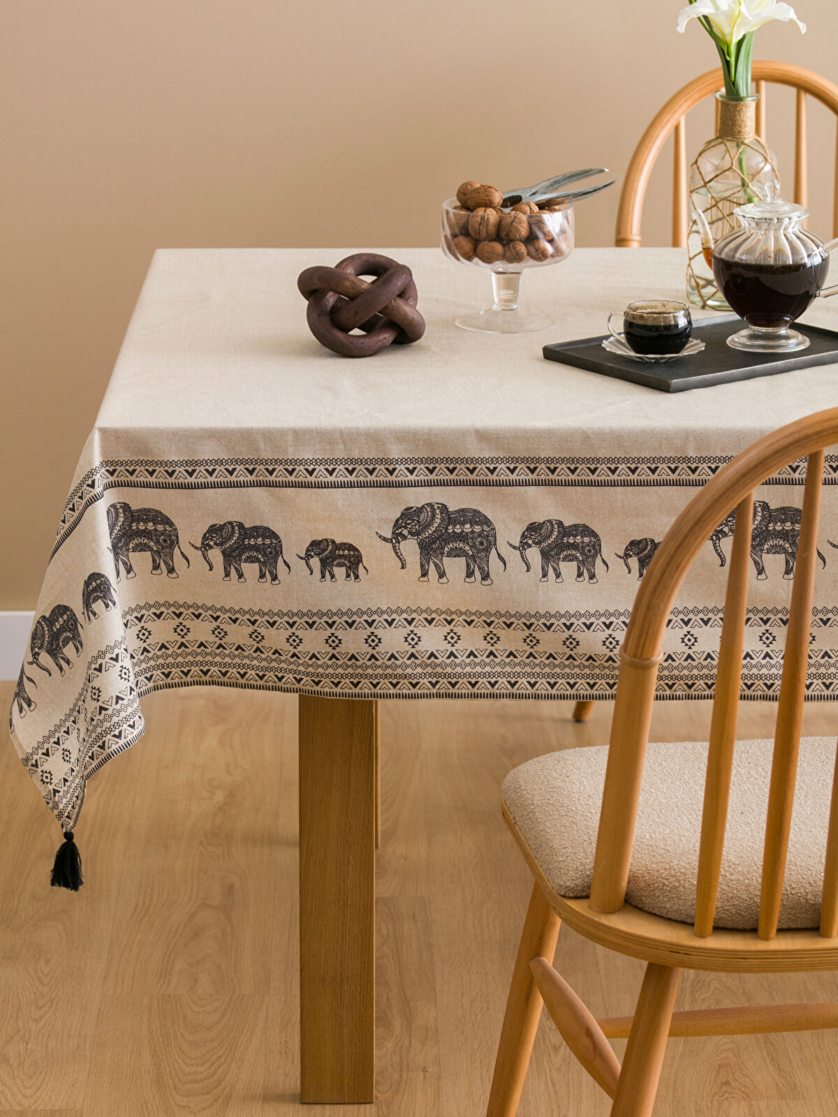 Karışık Fil Baskılı Masa Örtüsü 150x200 Cm - W4I797Z8-F9C | LCW