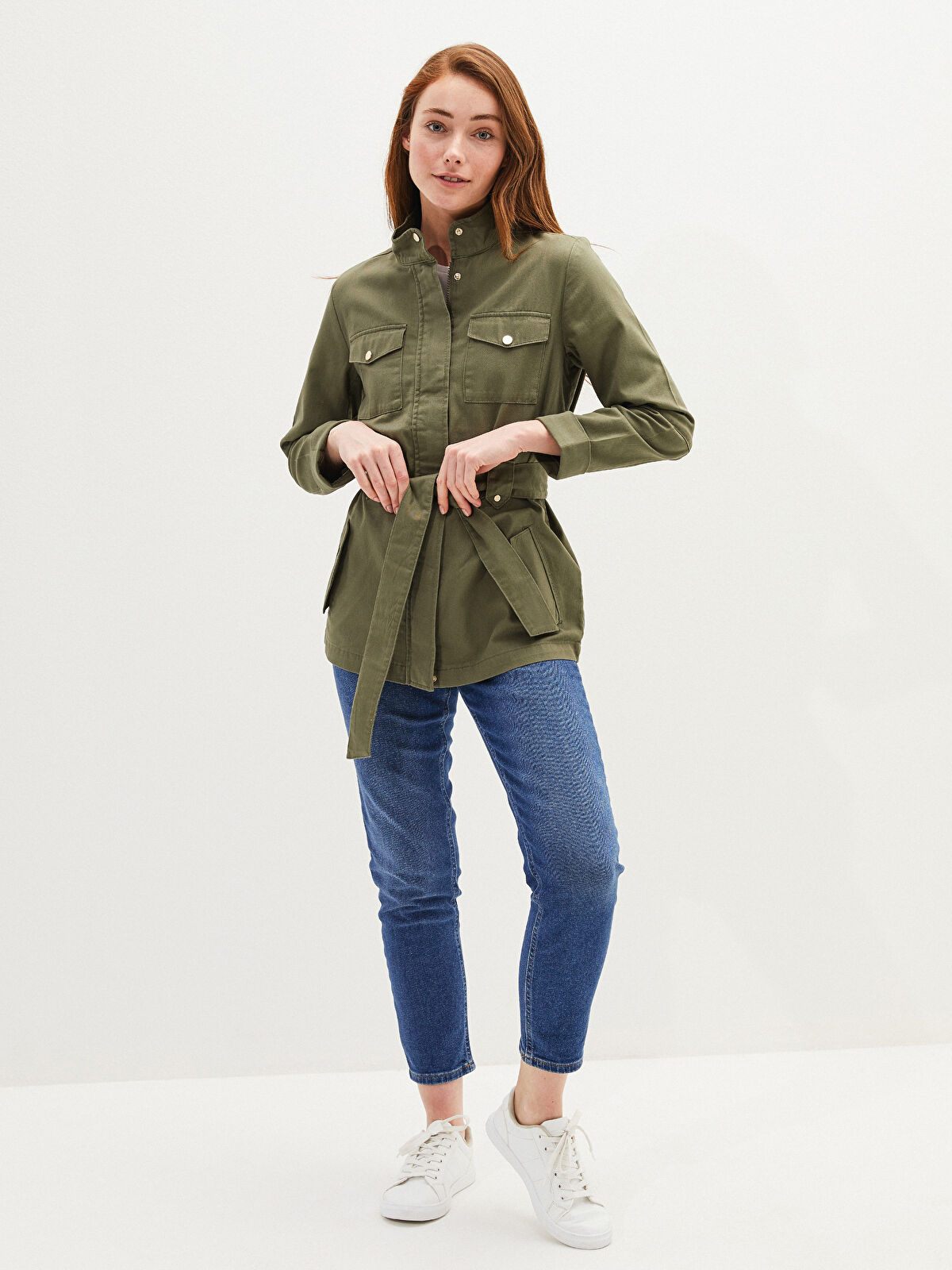 LCWAIKIKI Classic Women's Long Sleeve Slim Coat with Stand