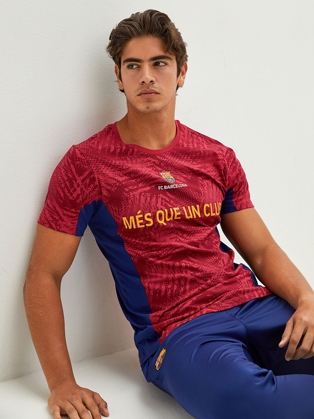 XSIDE ACTIVE Crew Neck Short Sleeve Barcelona Printed Active