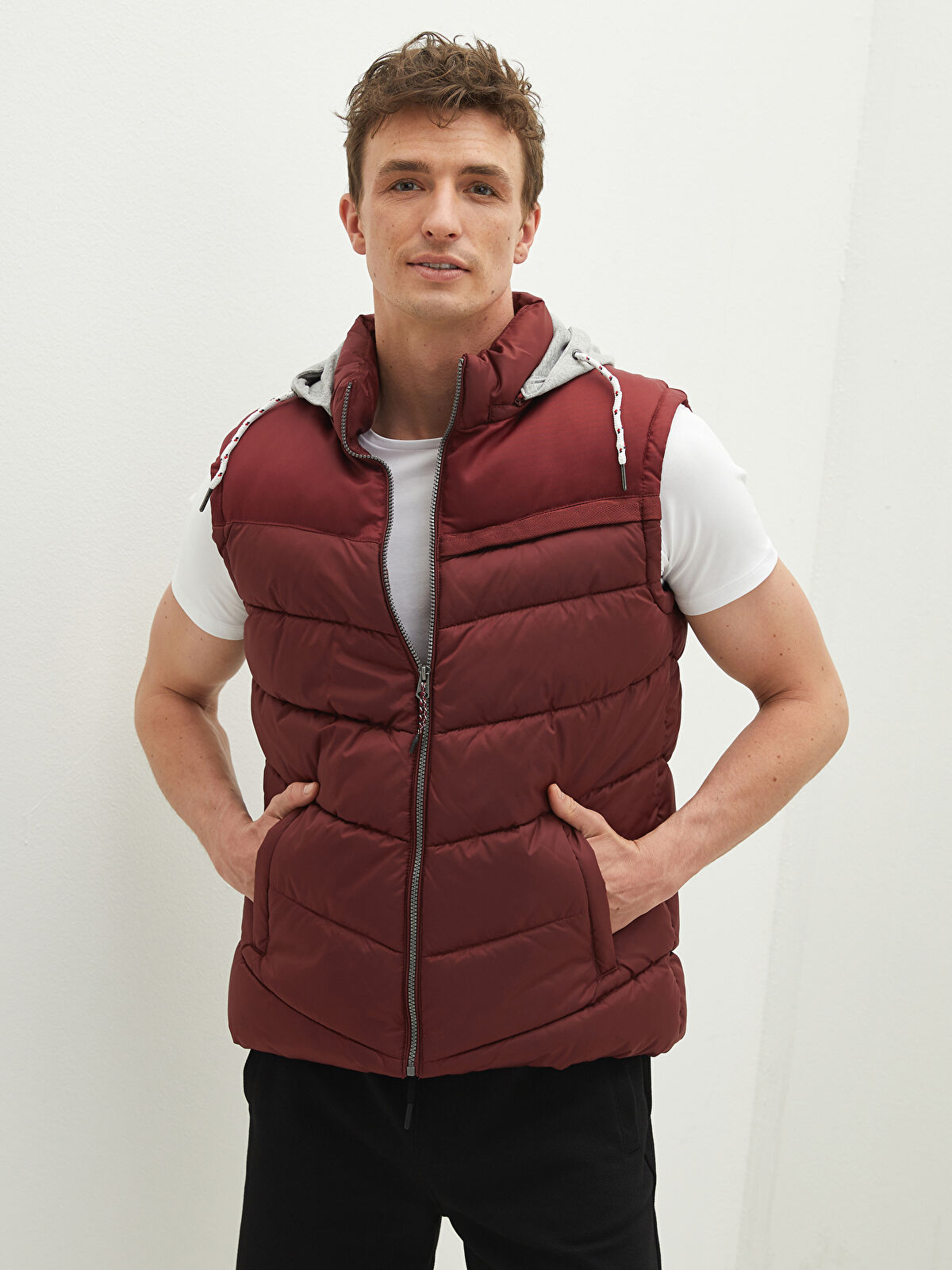 MARK&LONA 　Syndrone Down Hoody Vest MARK&LONA Syndrone Down Hoody Vest