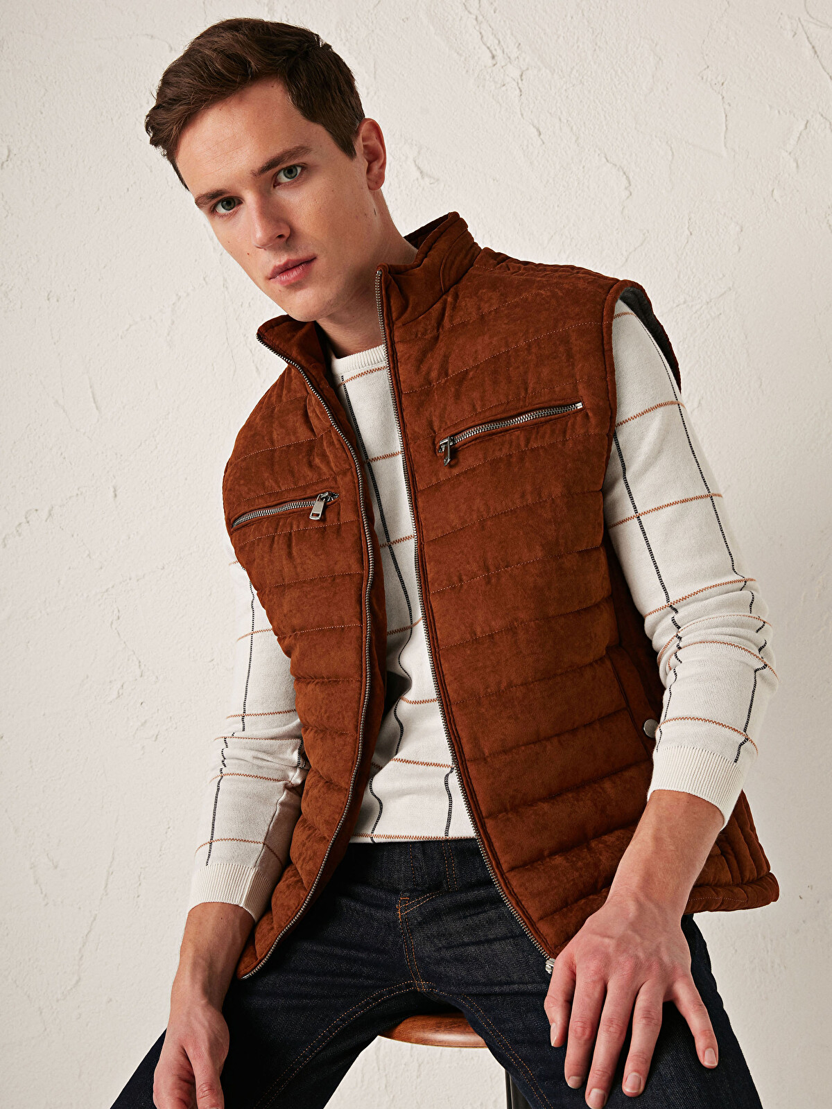 LCW Vision Slim Fit High Collar Thick Suede Vest - W10094Z8-CWX