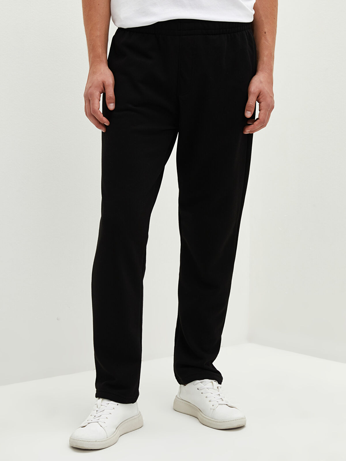 LCWAIKIKI Basic Standard Fit Men's Thick Sweatpants