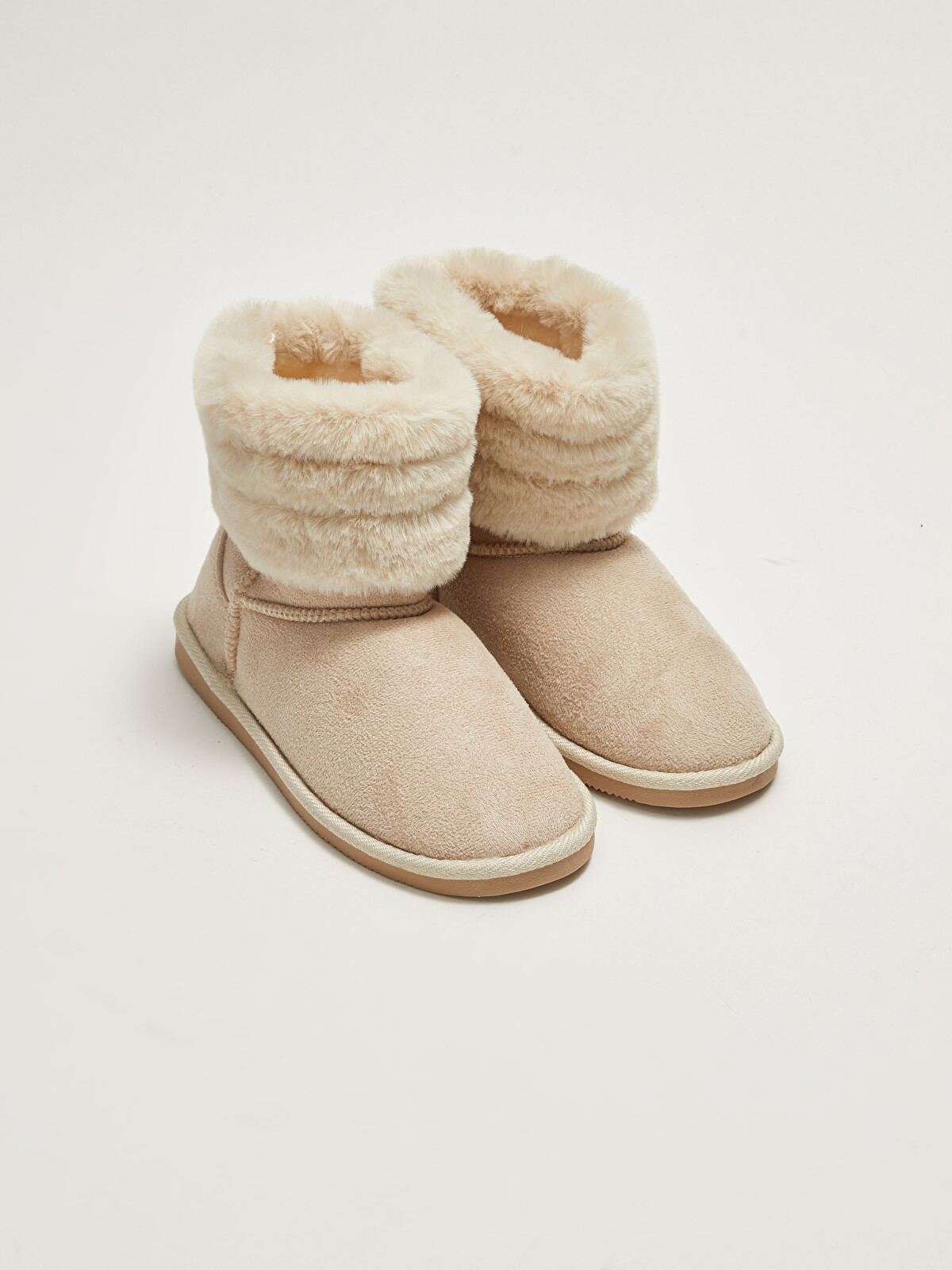 LCW STEPS Plush Detailed Women's Boots - W17228Z8-RNM - LC Waikiki