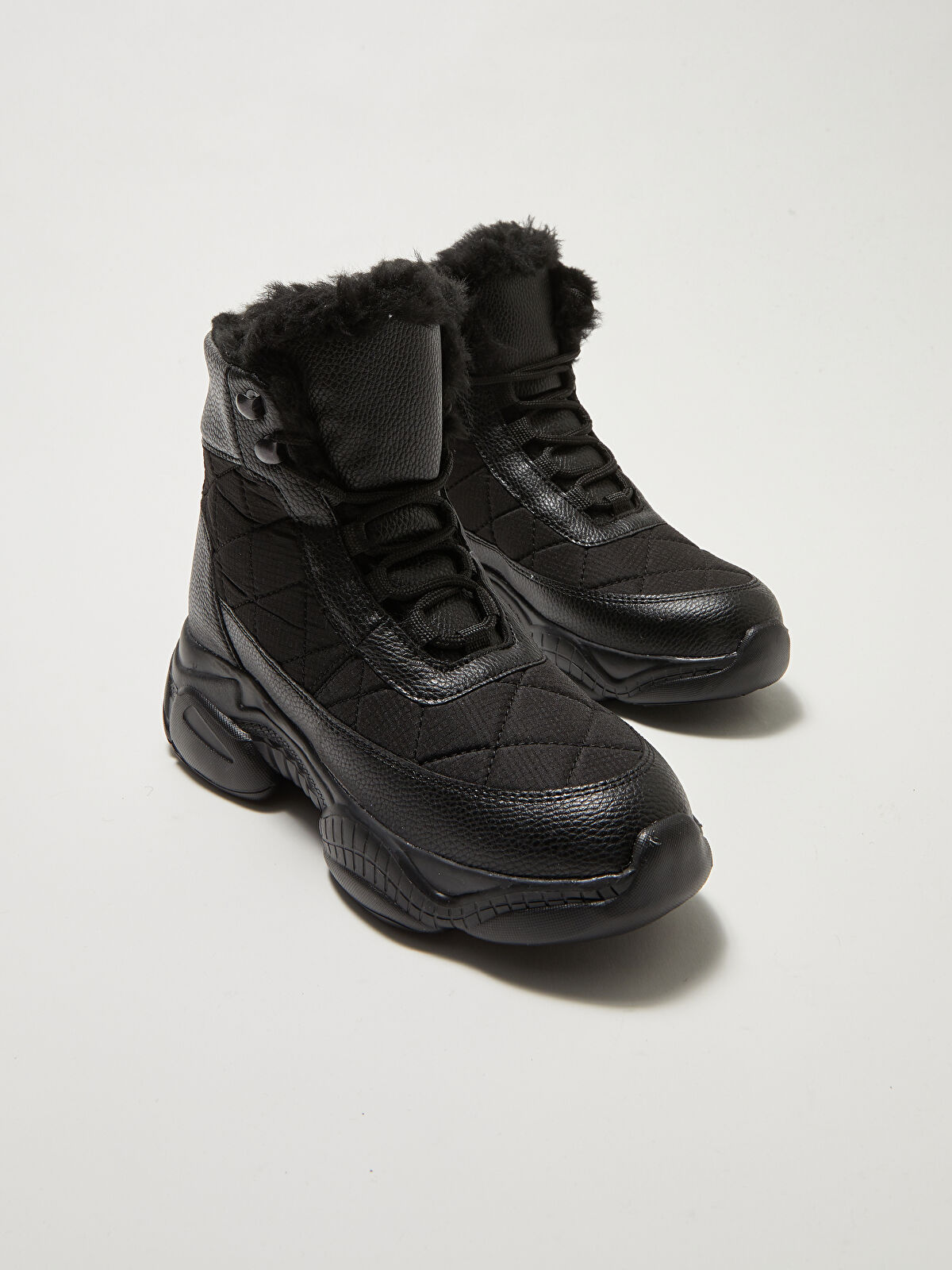 SNOW＊R8920ページ Trail Running Shoes With Legendary Grip | INOV8 ROW