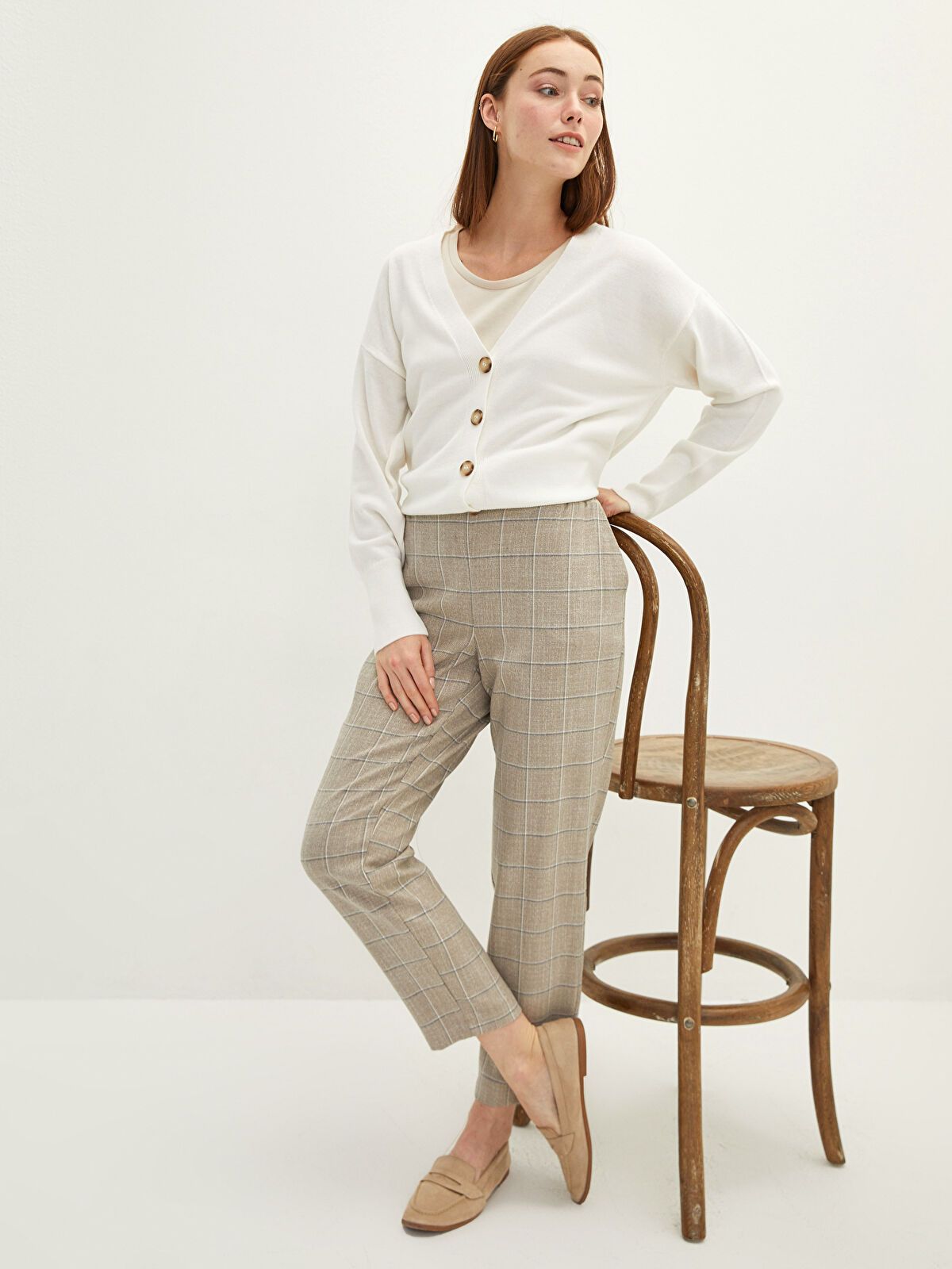 LCWAIKIKI Basic Elastic Waist Comfortable Fit Plaid Pocket