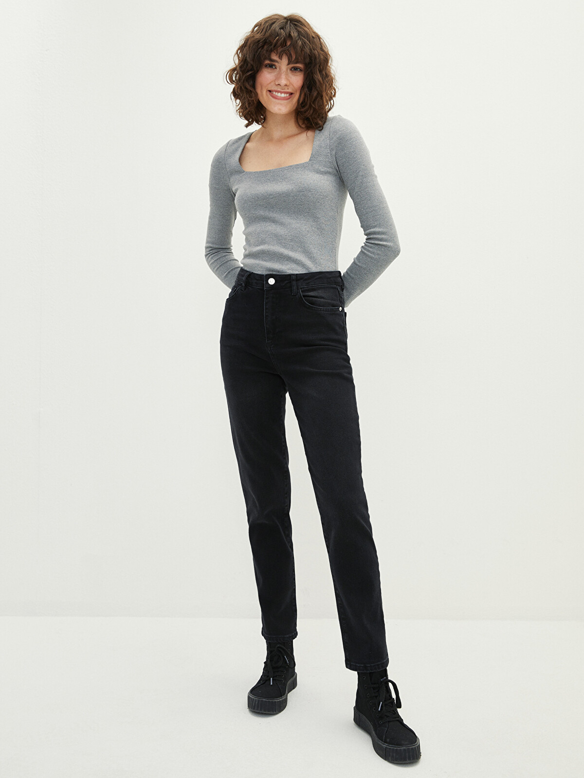 LCW Jeans Yüksek Bel Straight Fit Cep Detaylı Rodeo Kadın Jean