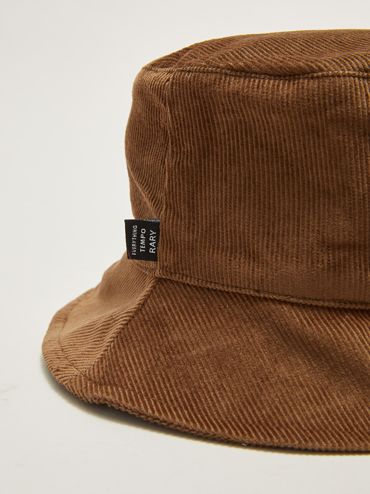 LCW ACCESSORIES Corduroy Mens Bucket Hat - W1KL68Z8-RXE | LC Waikiki