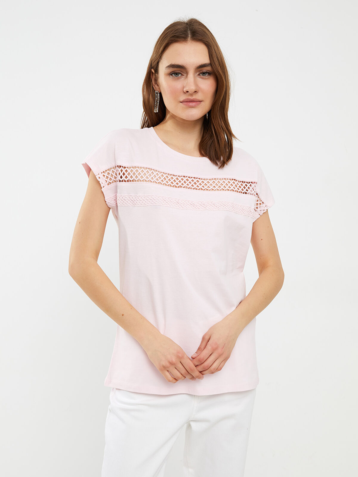 LCWAIKIKI Classic Crew Neck Embroidered Short Sleeve Cotton