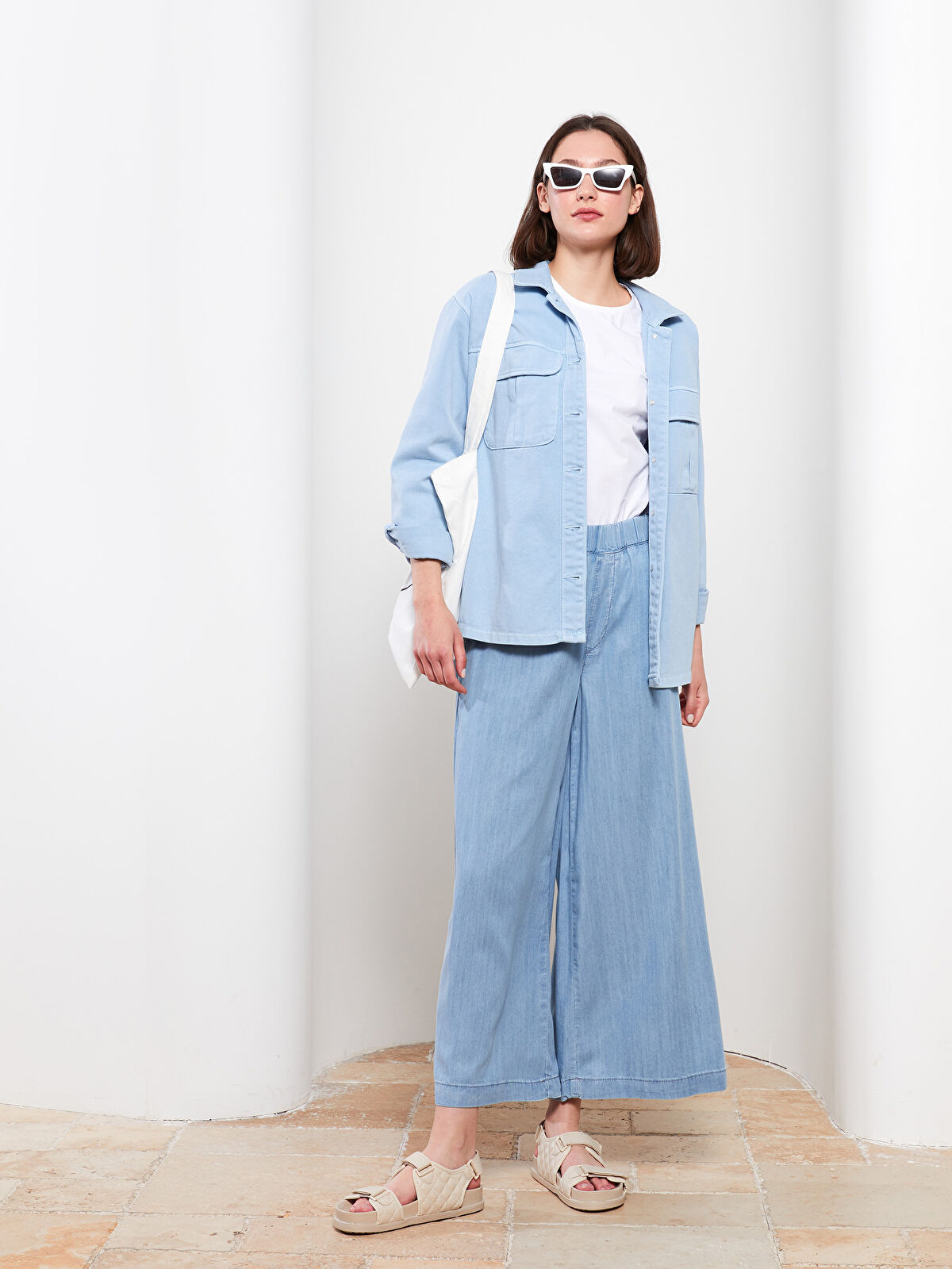 Орыс тілінде қолмен салынған порно комикстері Неліктен шарлар ер адамның жыныс мүшесіне енгізіледі?