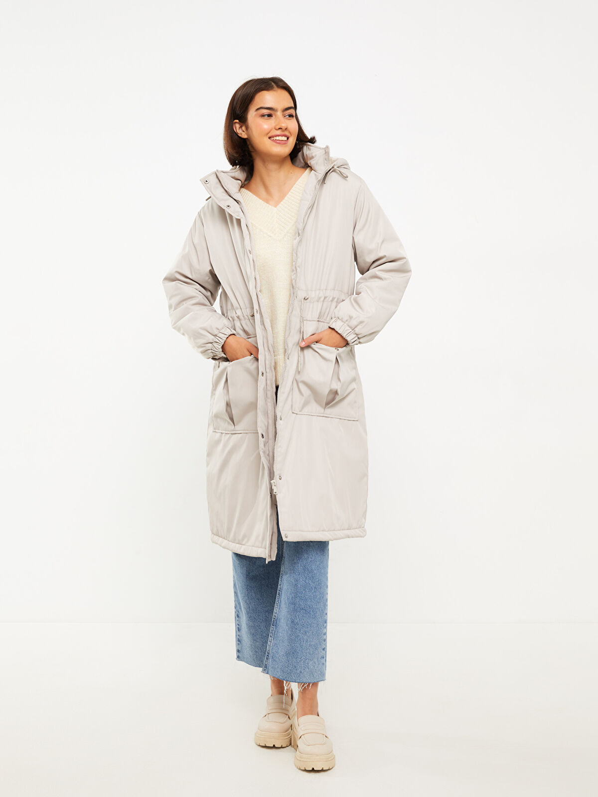 LCW Modest Kadın Kapüşonlu Düz Parka - W22097Z8-MSD | LCW
