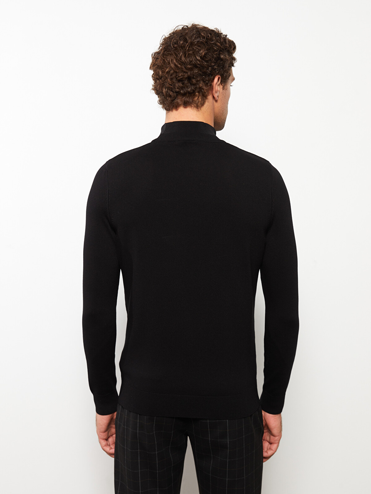 LCWAIKIKI Basic Half Turtleneck Long Sleeve Men's Knitwear Sweater