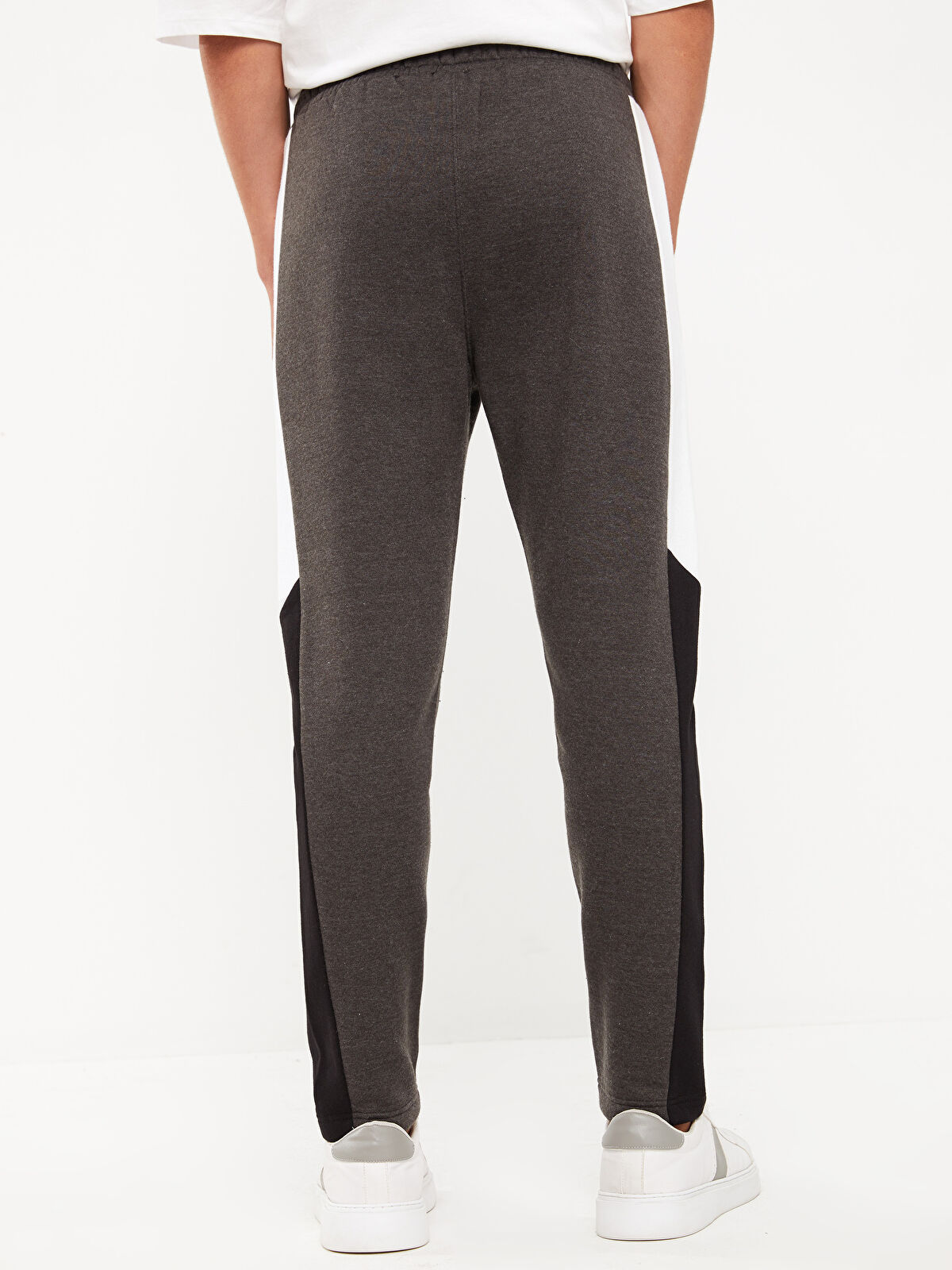 XSIDE Slim Fit Men's Thick Sweatpants -W28669Z8-L8N - LC Waikiki