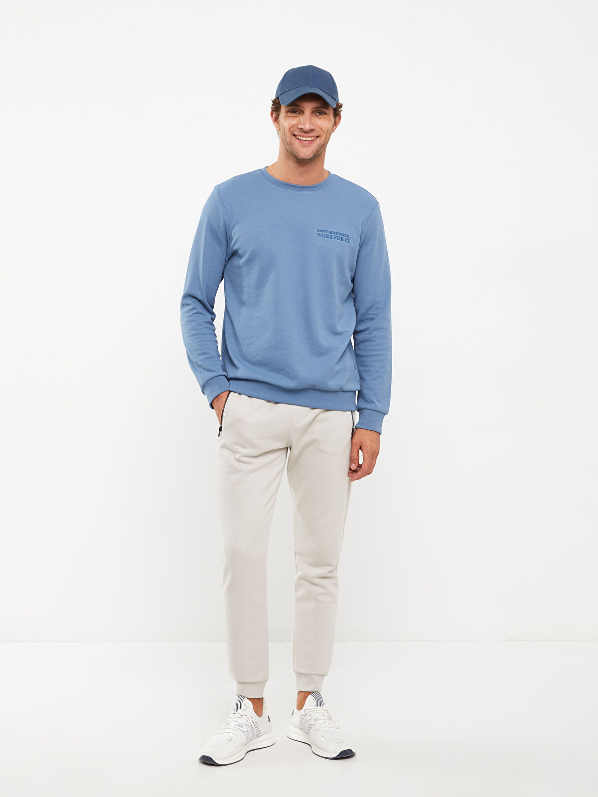 LC Waikiki Crew Neck Long Sleeve Printed Men's Sweatshirt