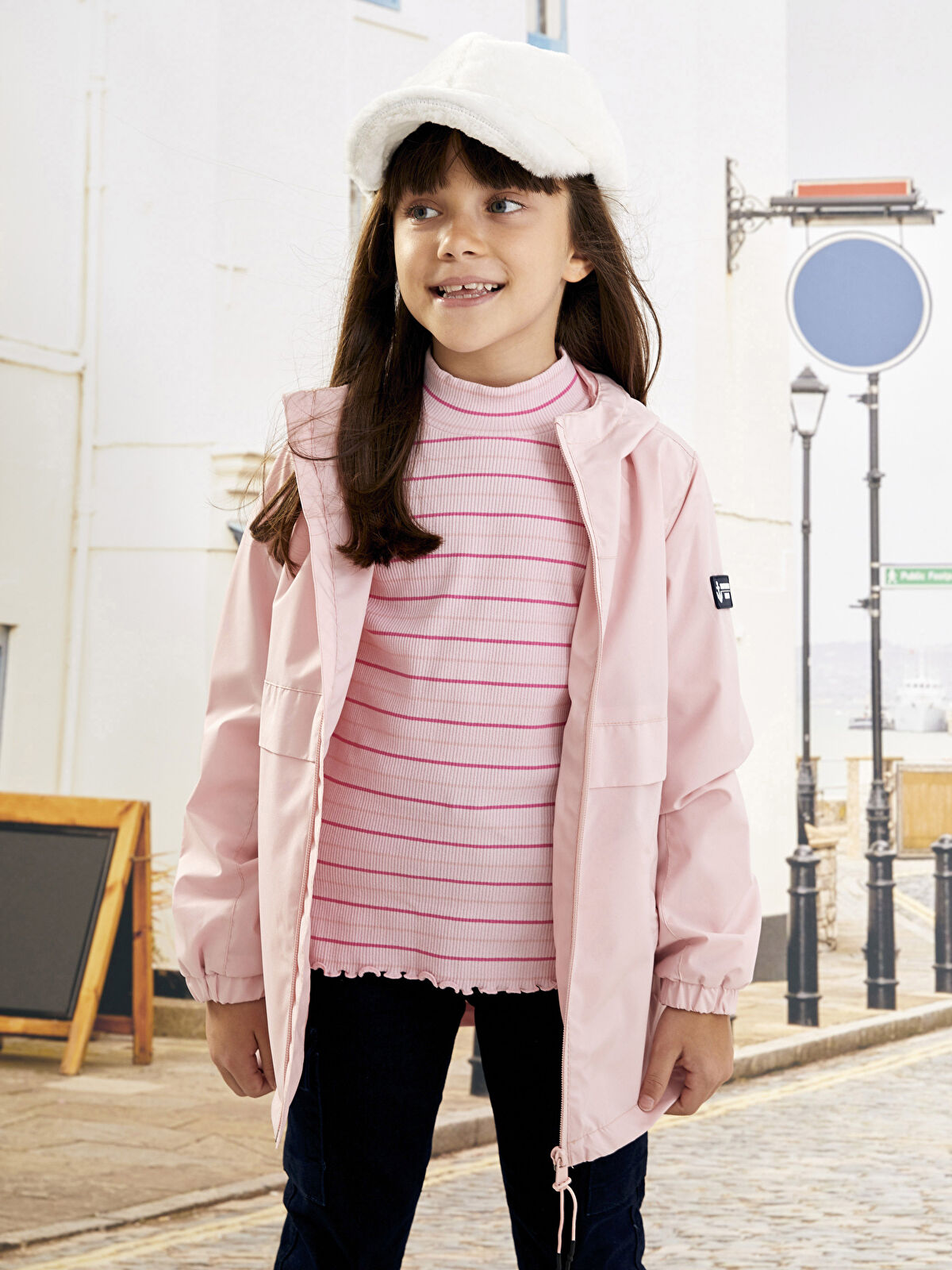 Hooded Basic Girl Coat -W2EA48Z4-SKD - LC Waikiki Hooded Basic Girl Coat -W2EA48Z4-SKD - LC Waikiki
