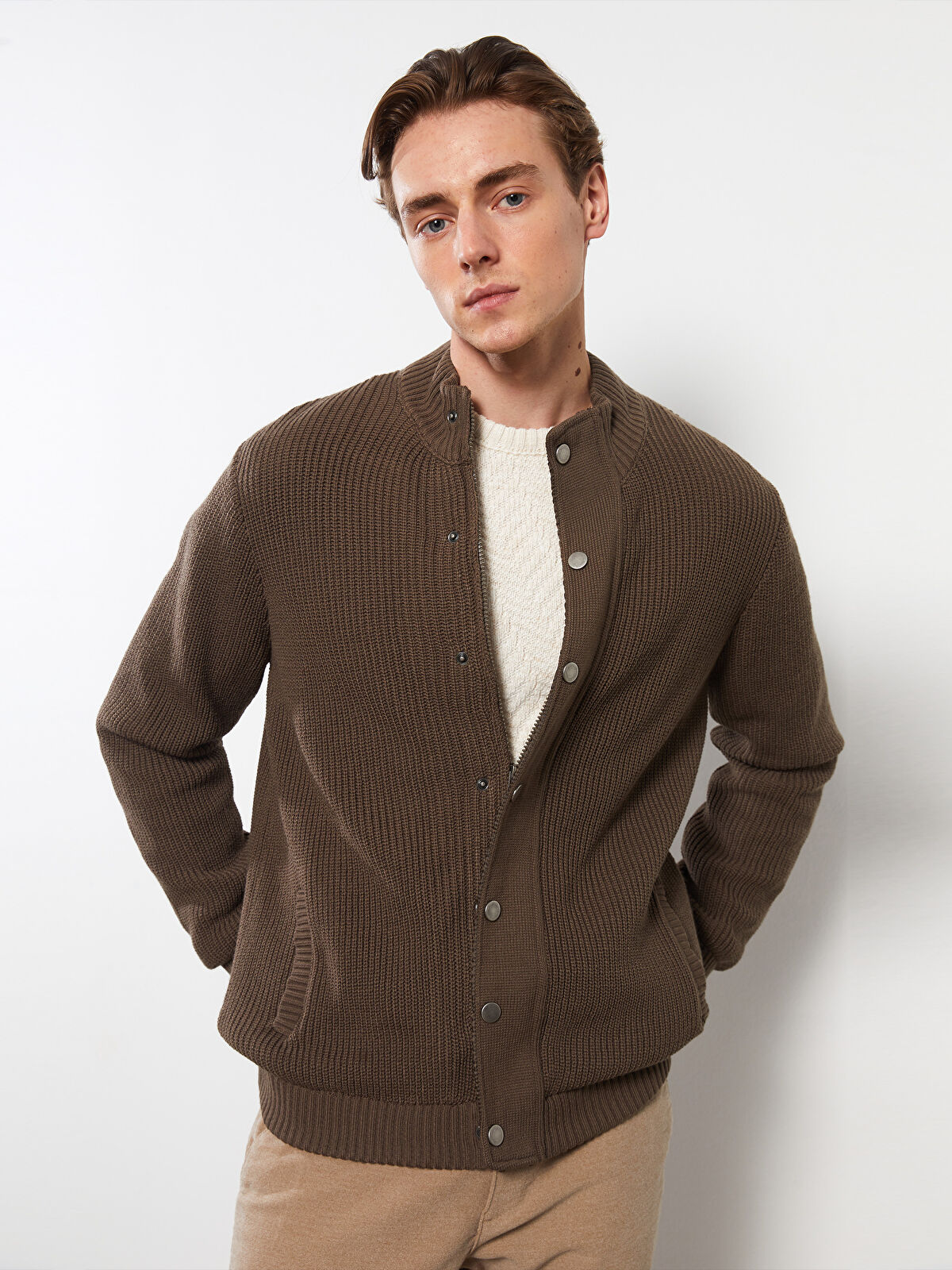 l_20222-w2fj34z8-slj-96-81-93-