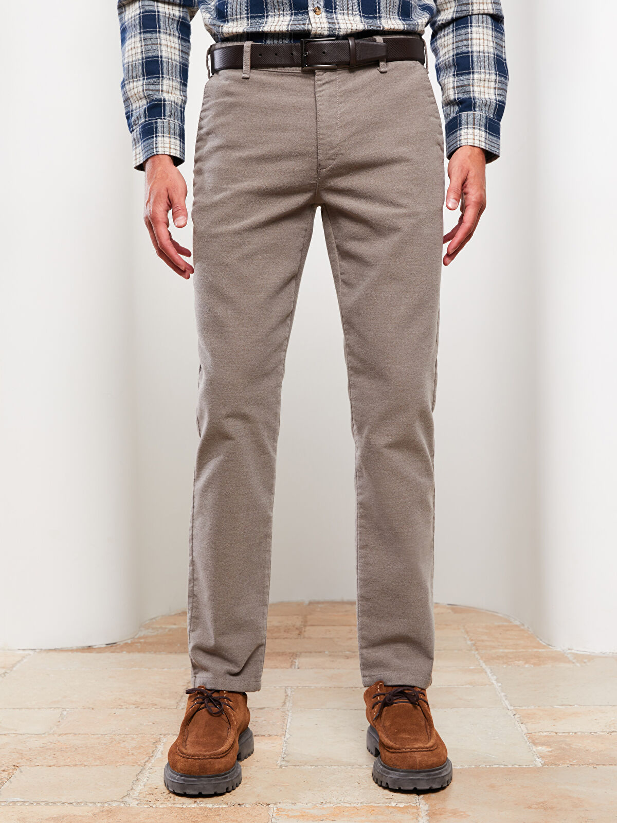 LCWAIKIKI Classic Slim Fit Satin Men's Chino Pants -W2GY84Z8