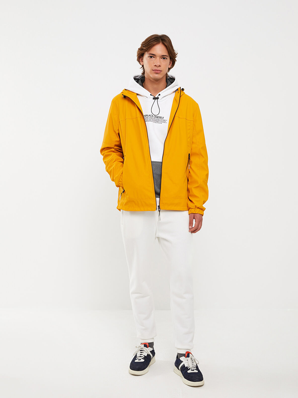 LCW Casual Standart Kalıp Kapüşonlu Erkek Yağmurluk -S30333Z8-J5J