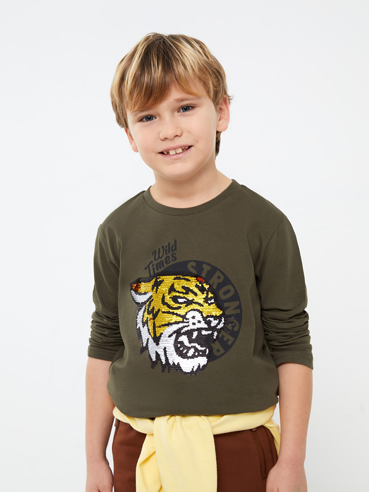 LCW Kids Bisiklet Yaka Çift Yönlü Payetli Uzun Kollu Erkek Çocuk