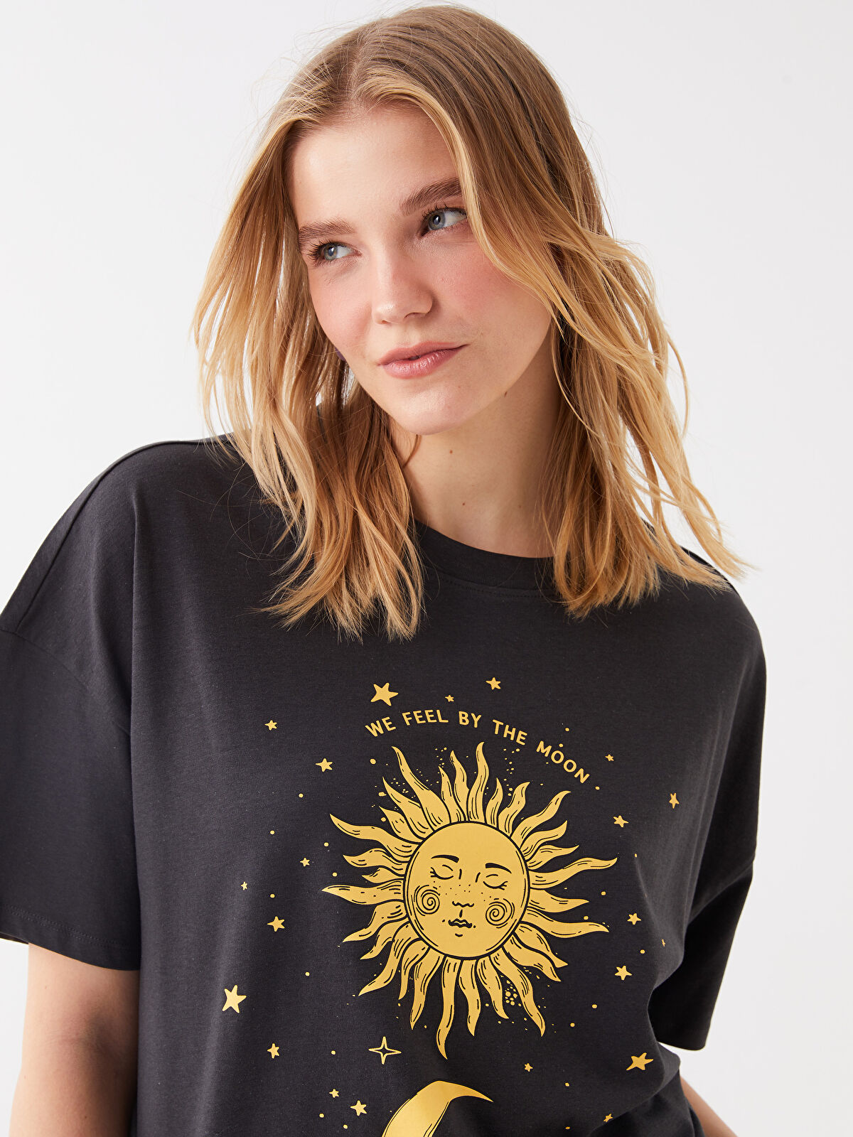 LCW Vision Crew Neck Printed Short Sleeve Oversize Women's T-Shirt