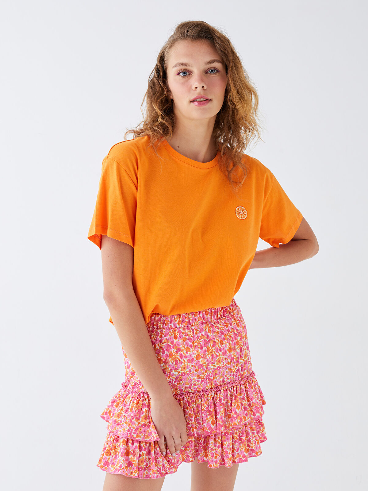 XSIDE Crew Neck Embroidered Short Sleeve Women's T-Shirt