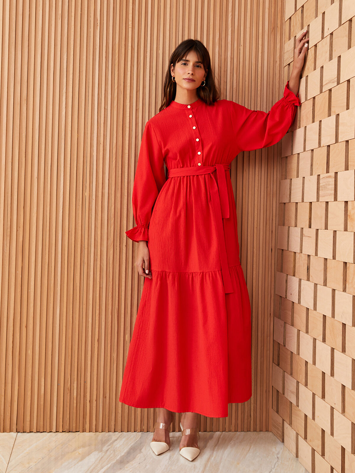 LCW Modest Pembe Hakim Yaka Düz Uzun Kollu Gofre Kadın Elbise