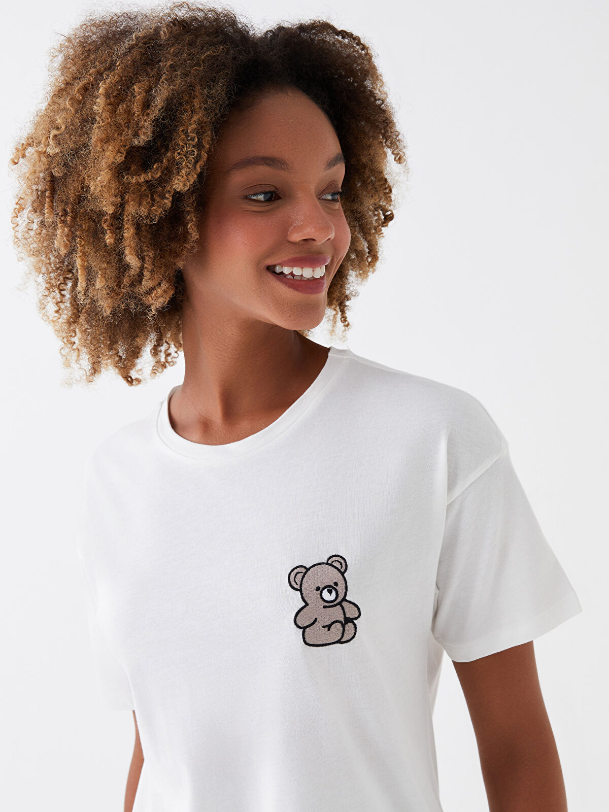 LCW Vision Crew Neck Embroidered Short Sleeve Women's T